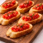 ბრუსკეტა ნივრით და ჩერით (სამარხვო)